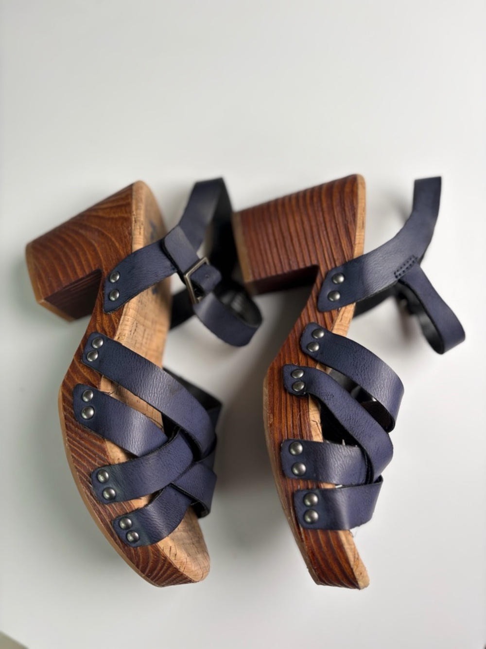Kork-Ease Navy Leather Strappy Wedge Sandals size 7 - Picture 2 of 5